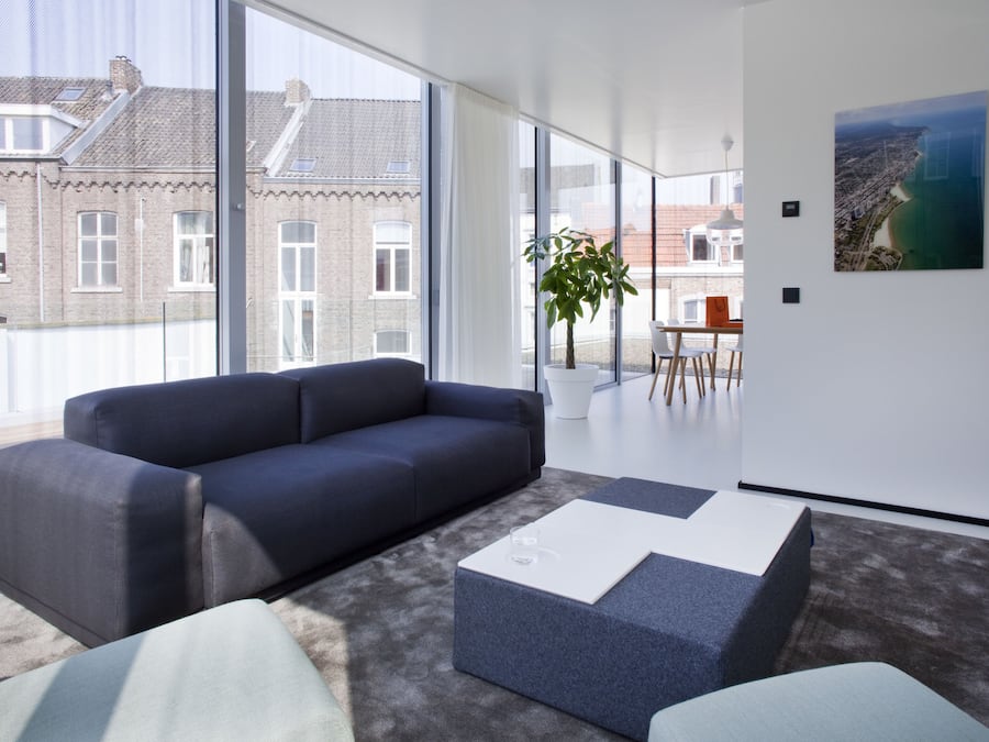 En 38-tommers LCD-TV med digitale kanaler samt TV