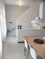 华丽复式 (3 persons) | 私人厨房 | 冰箱、烤箱、炉灶、洗碗机