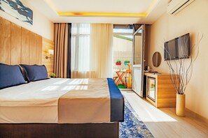 Superior Double Room | Premium bedding, down comforters, Tempur-Pedic beds, minibar - The Milltown Sisli (Istanbul)