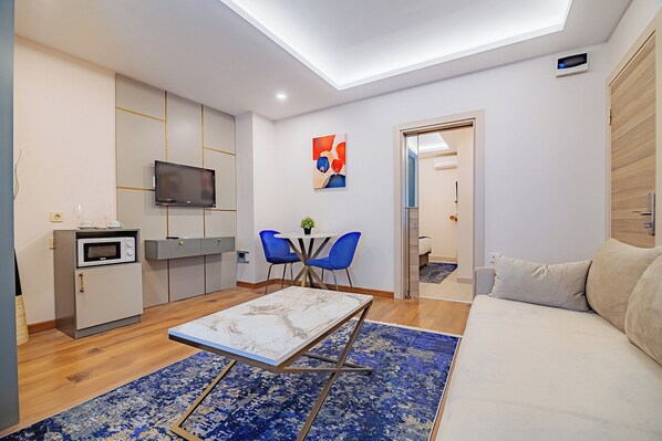 SÀngtillbehör av högsta kvalitet, duntÀcken och Tempur-Pedic-madrasser