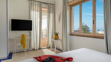 Suite, Terrace, Sea View | Frette Italian sheets, premium bedding, down comforters, pillowtop beds