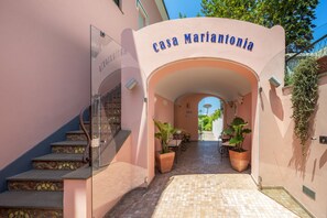 Front of property - Casa Mariantonia (Anacapri)
