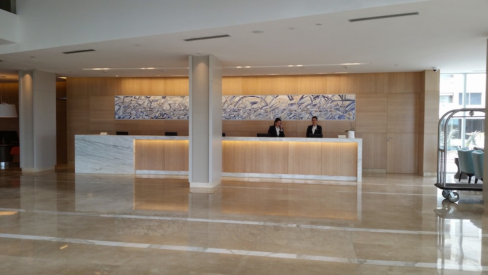 The Grand Hotel by null