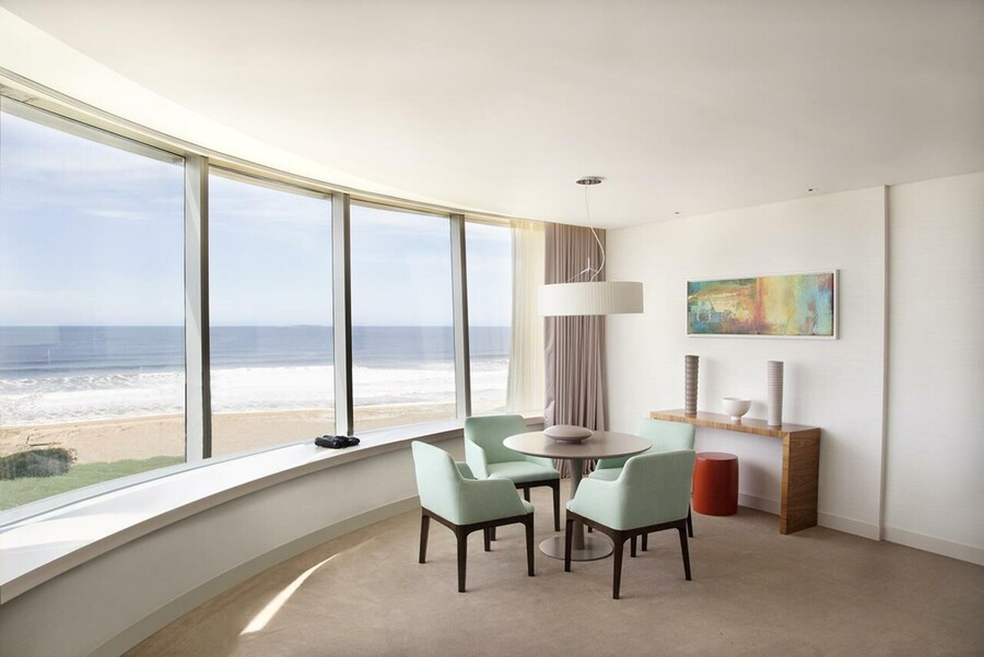Ocean Front - The Grand Hotel