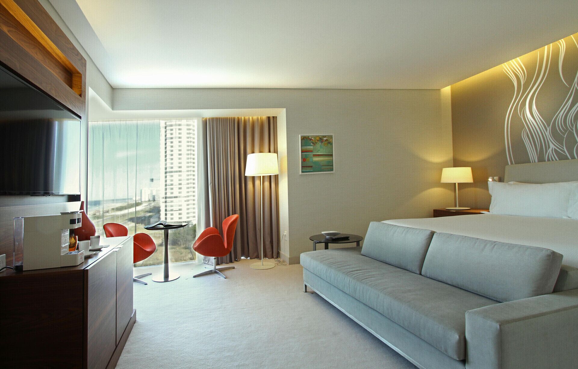 Premium bedding, down duvets, minibar, in-room safe