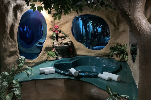 Rain Forest | Jetted tub