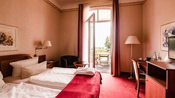 Superior Double Room | Premium bedding, minibar, in-room safe, desk