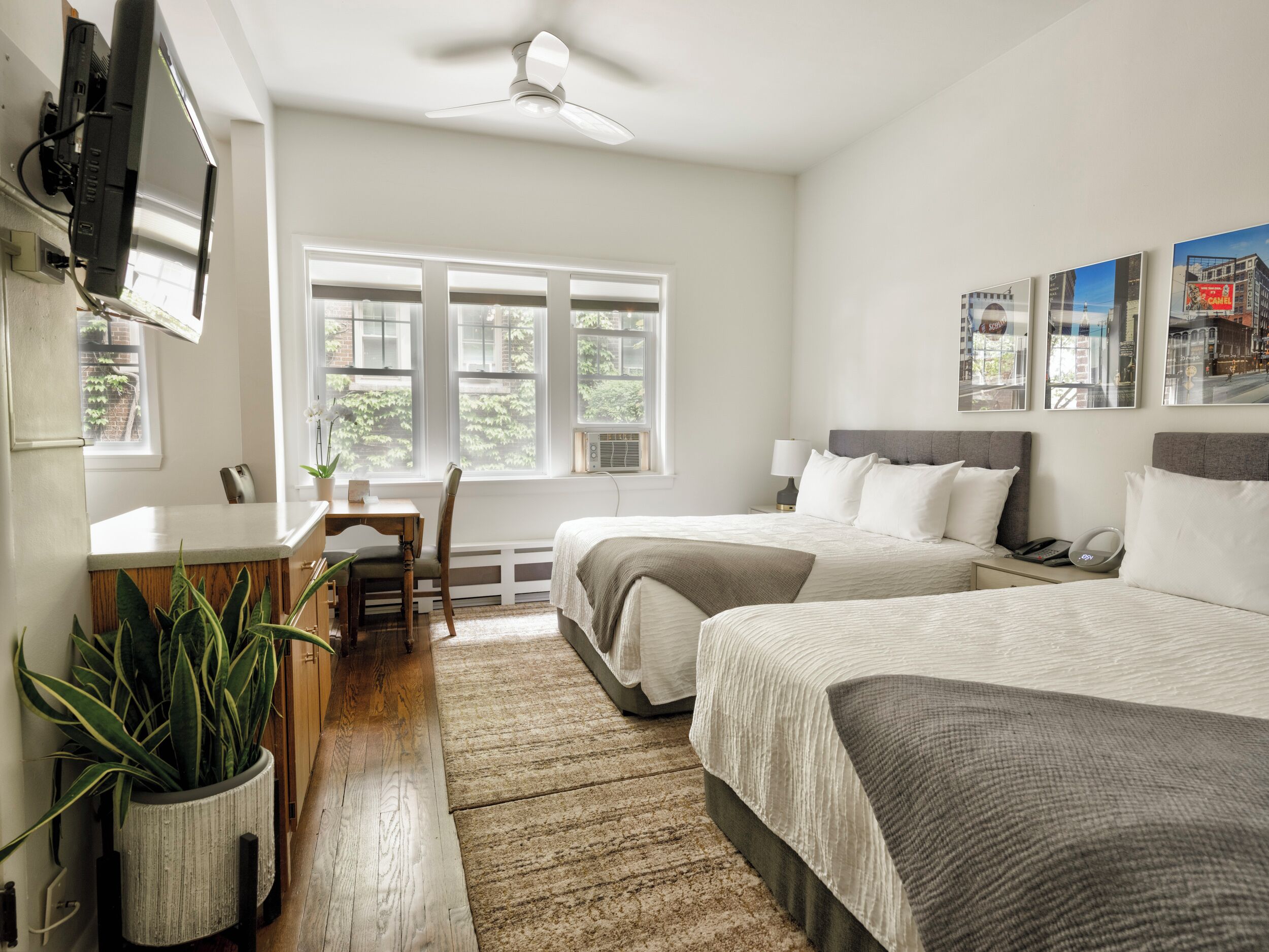 Iron/ironing board, free WiFi, bed sheets