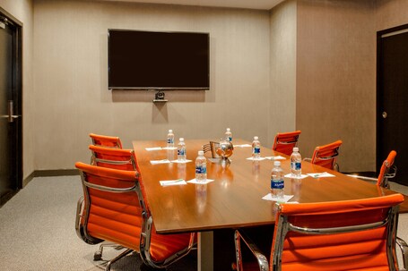 Courtyard by Marriott New York Manhattan Central Park - Image 28
