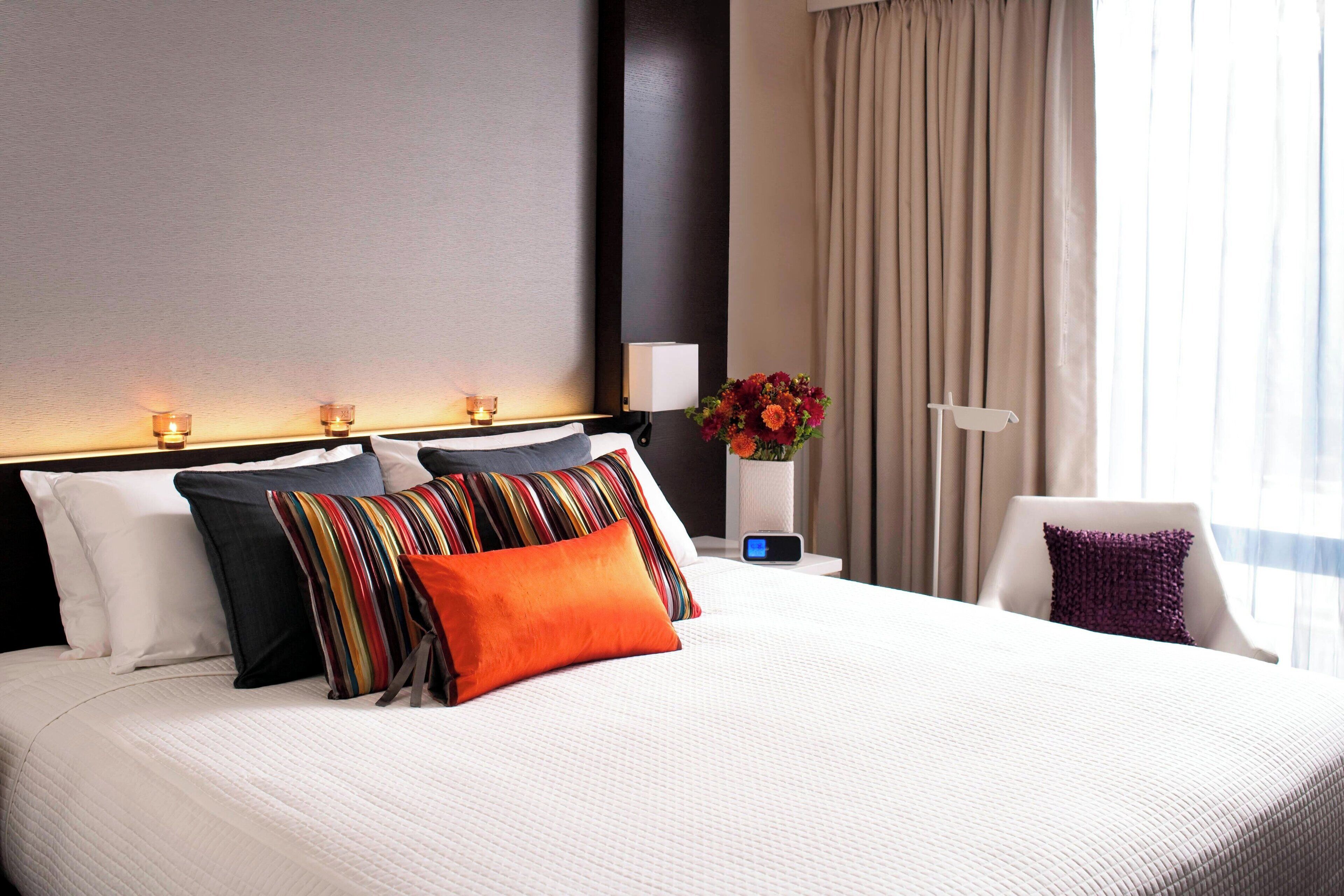 room, city view | premium bedding, in-room safe, desk, soundproofing