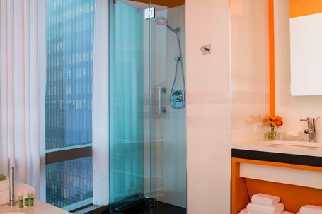 Courtyard by Marriott New York Manhattan Central Park - Image 19
