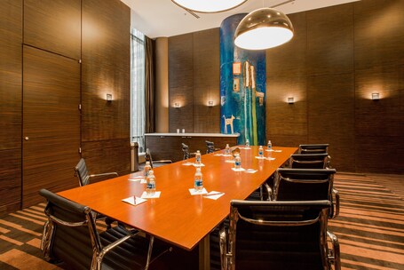 Courtyard by Marriott New York Manhattan Central Park - Image 25