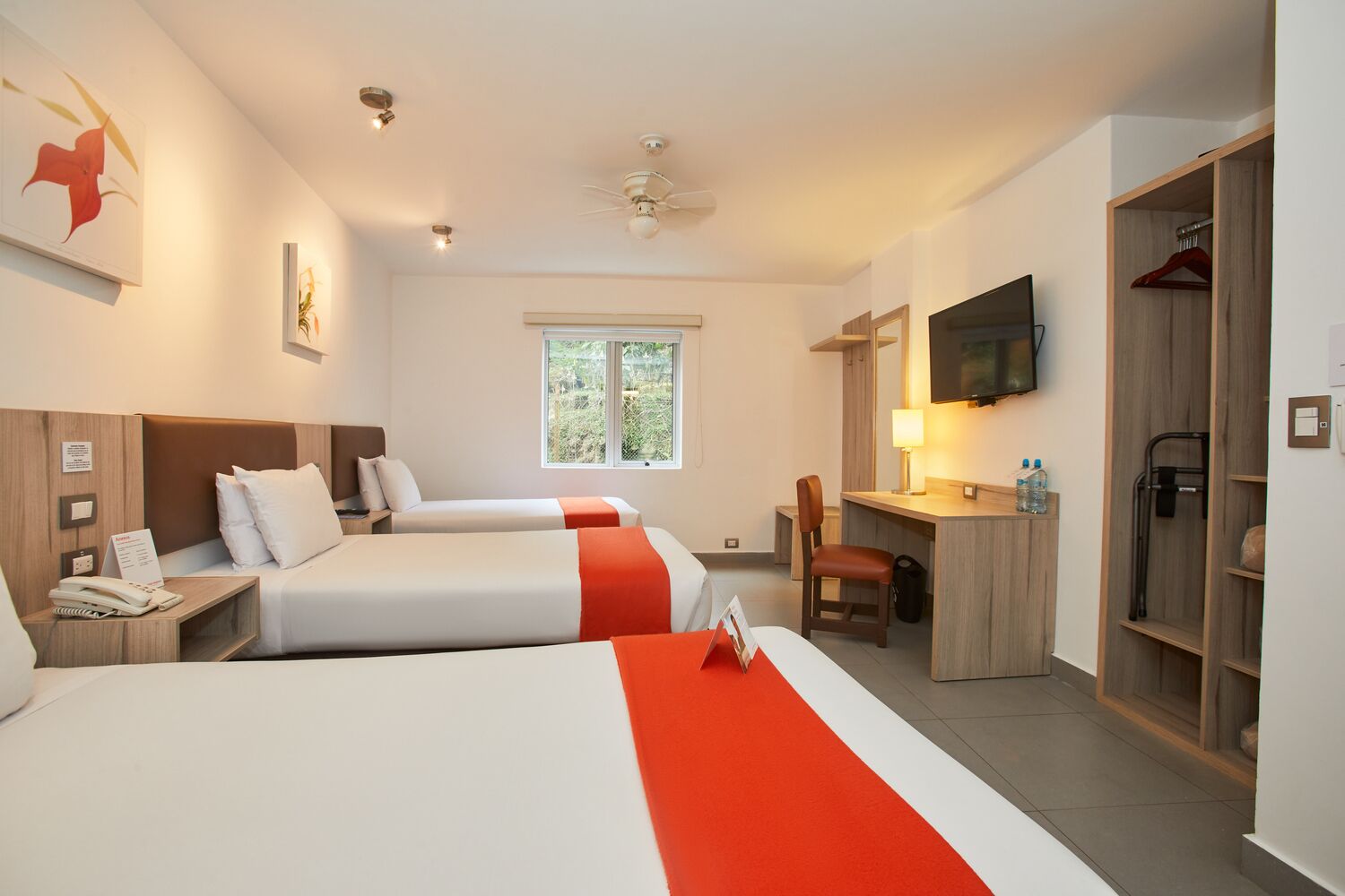 traditional triple room | 1 bedroom, in-room safe, soundproofing, free wifi