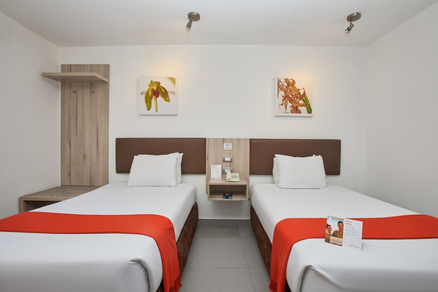 traditional twin room | 1 bedroom, in-room safe, soundproofing, free wifi