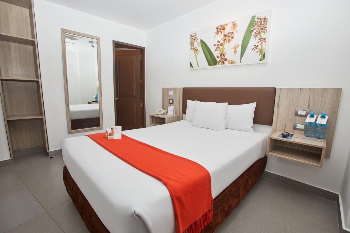 In-room safe, soundproofing, WiFi (free), bed sheets