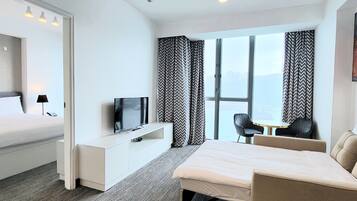 Habitación familiar | Minibar, insonorización, wifi gratis y ropa de cama