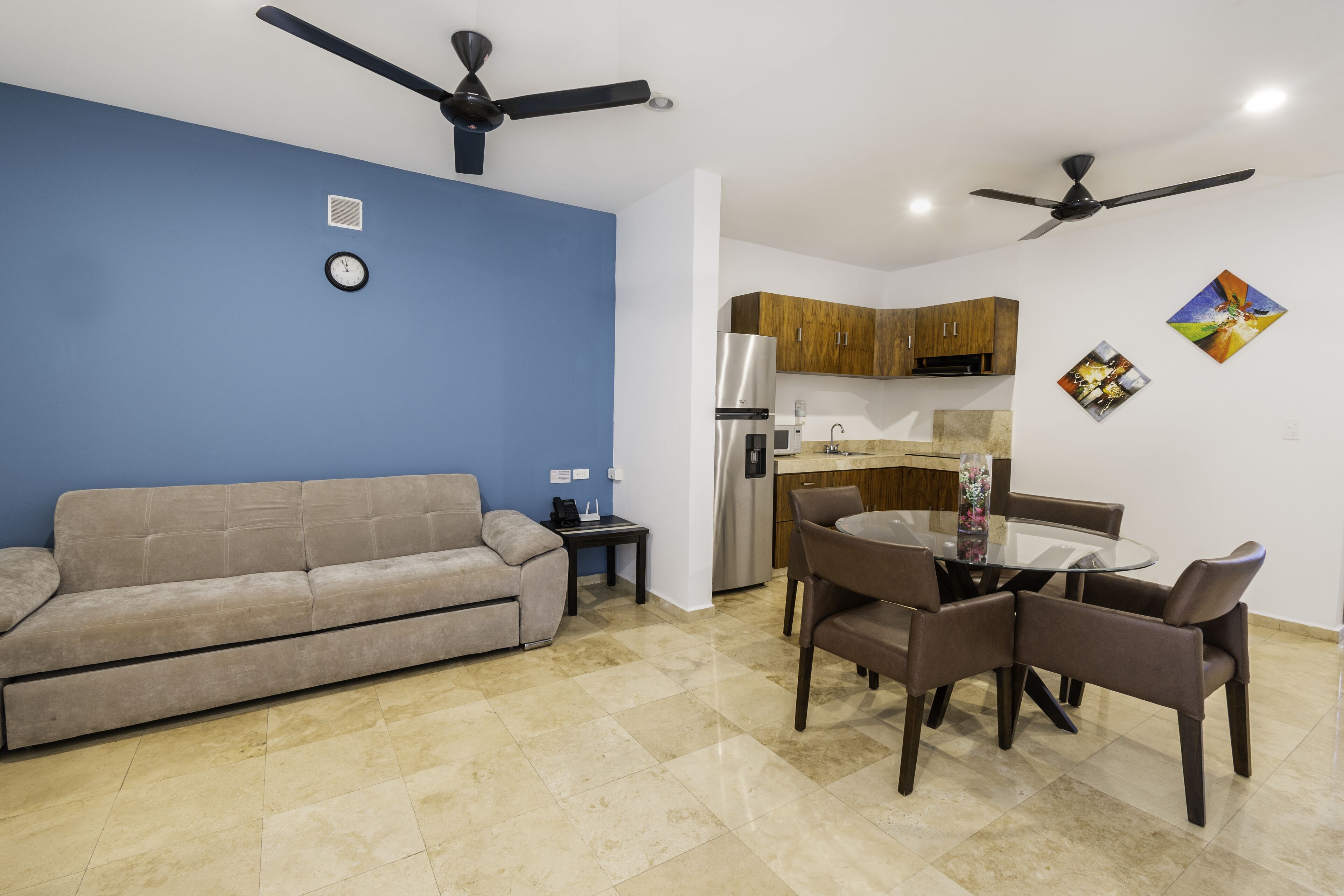 in-room safe, desk, laptop workspace, blackout curtains