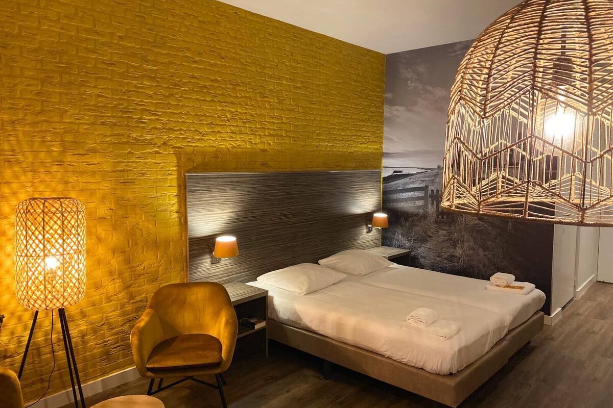 standard room, 2 single beds, lake view (charme) | 1 bedroom, desk, free wifi, bed sheets