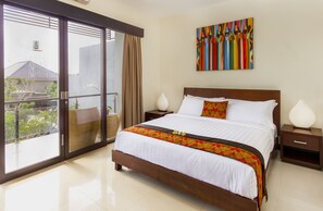 4 bedrooms, Egyptian cotton sheets, premium bedding, in-room safe