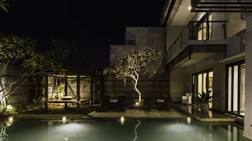 Front of property – evening/night