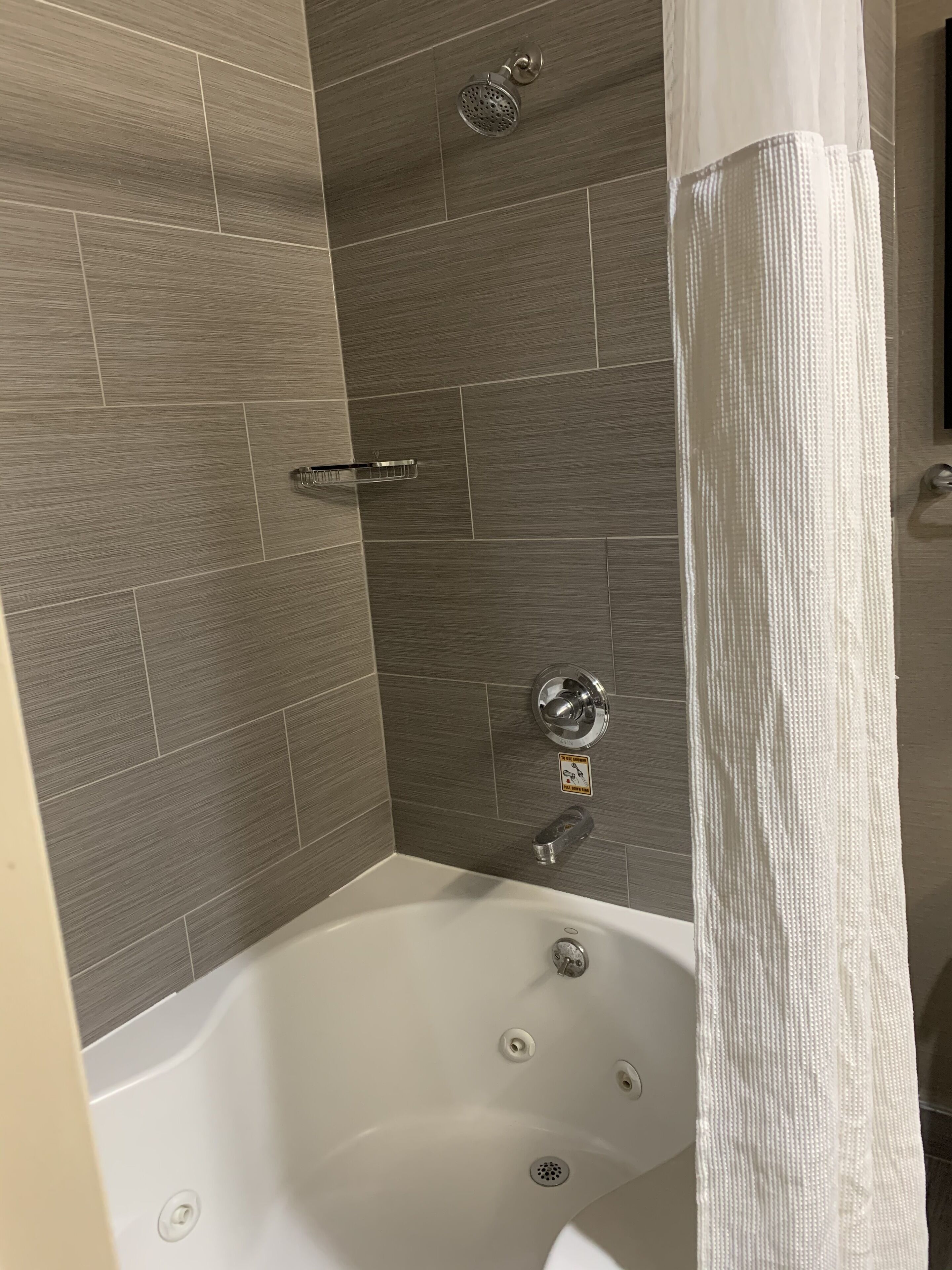 room, 2 queen beds | jetted bathtub