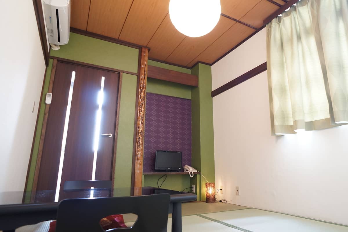Traditionelt værelse - ikke-ryger (Modern - 6 Tatami Mats with toilet) | Opholdsområde