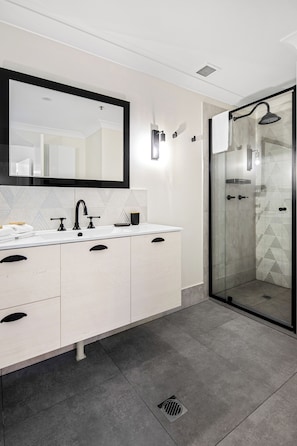 Deluxe-Apartment, 1 Schlafzimmer | Badezimmer