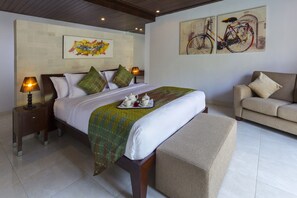 客房内保险箱、熨斗/熨衣板、折叠床/加 床（额外收费）、免费 WiFi