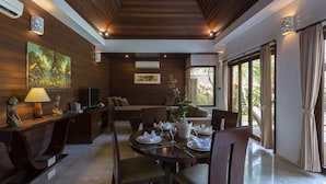 Unclassified image, 3 of 36, button - Villa Tulip (Denpasar)