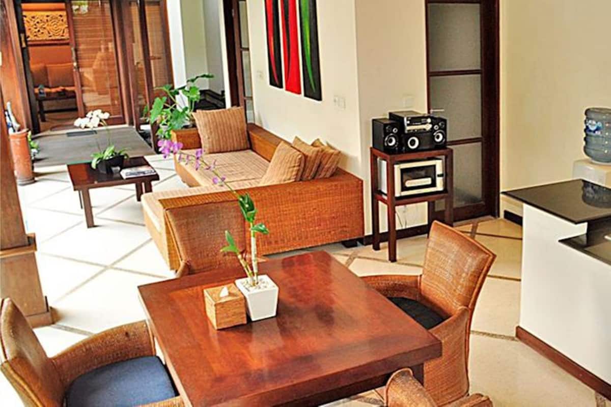 Villa, 1 chambre, piscine privée (1 kilometer away from Villa Tulip) | Cuisine privée | Cafetière/bouilloire, réfrigérateur, micro-ondes, plaque de cuisson