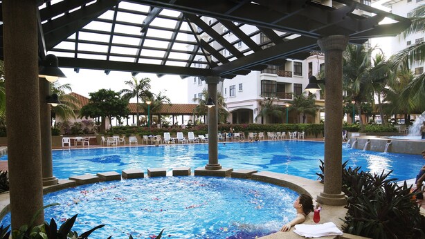 Outdoor pool - Mahkota Hotel Malacca (Malacca City)