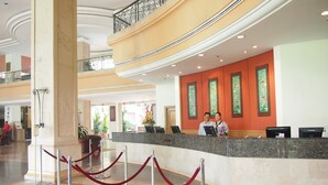 Interior entrance - Mahkota Hotel Malacca (Malacca City)