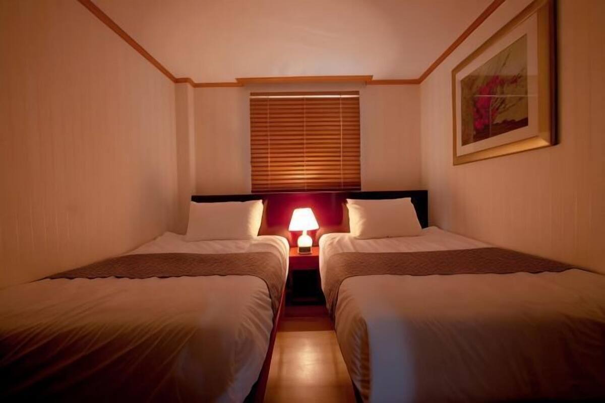 Pillow-top beds, in-room safe, desk, blackout curtains
