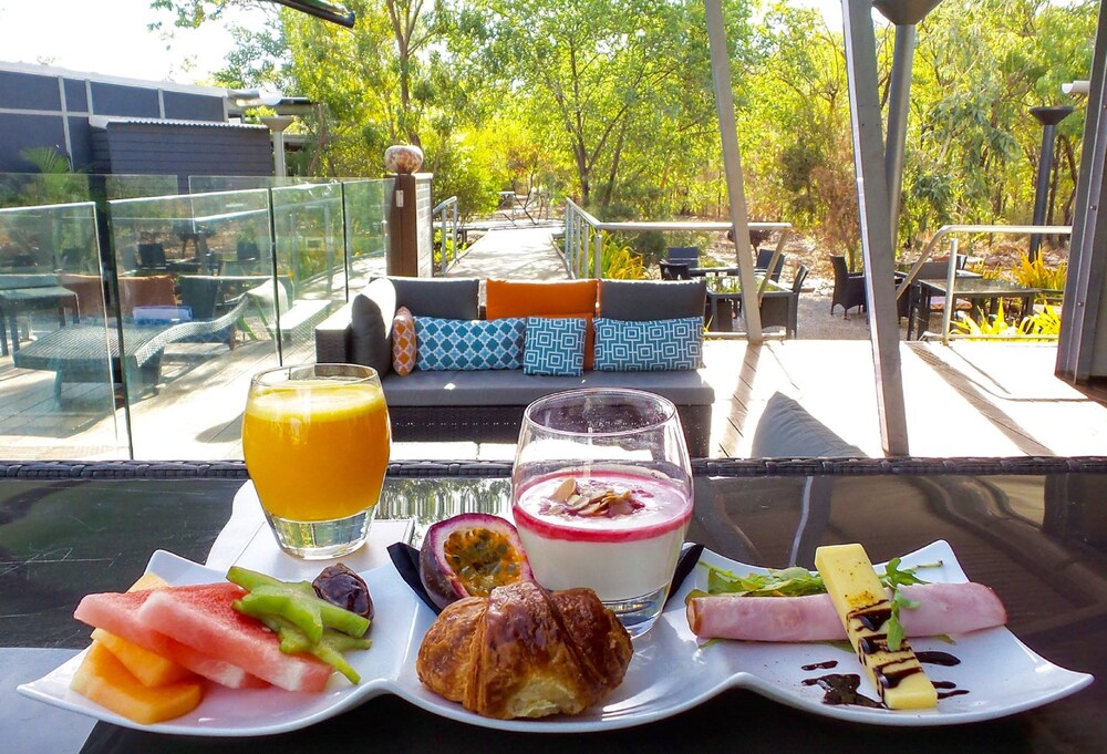 Cicada Lodge by null