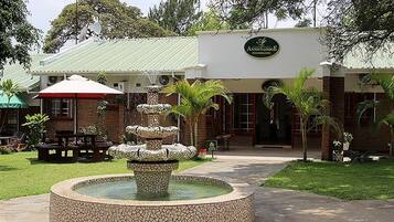 Façade de lâhĂ©bergement