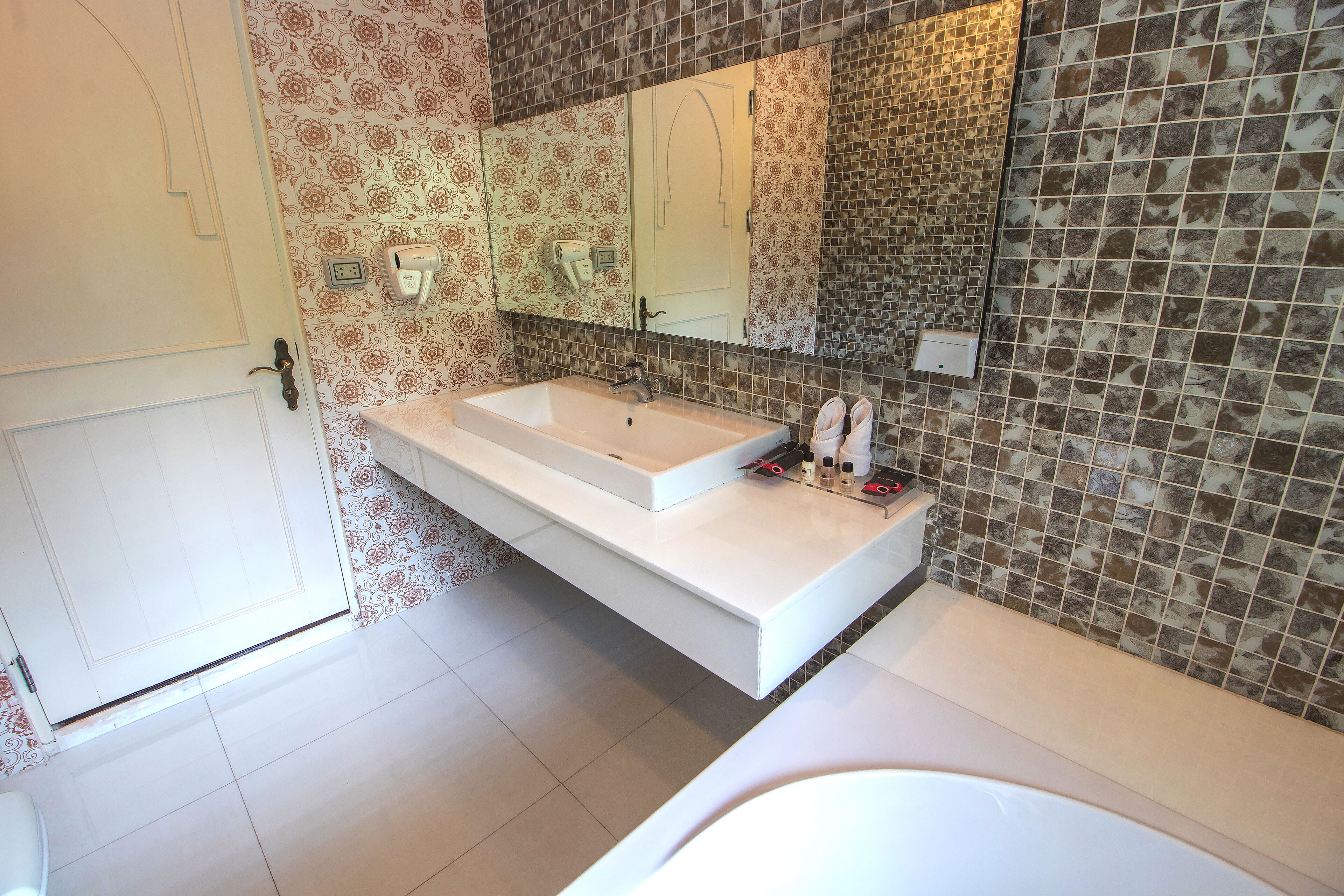 2 bedroom sea house | bathroom | separate bathtub and shower, designer toiletries, hair dryer, bathrobes