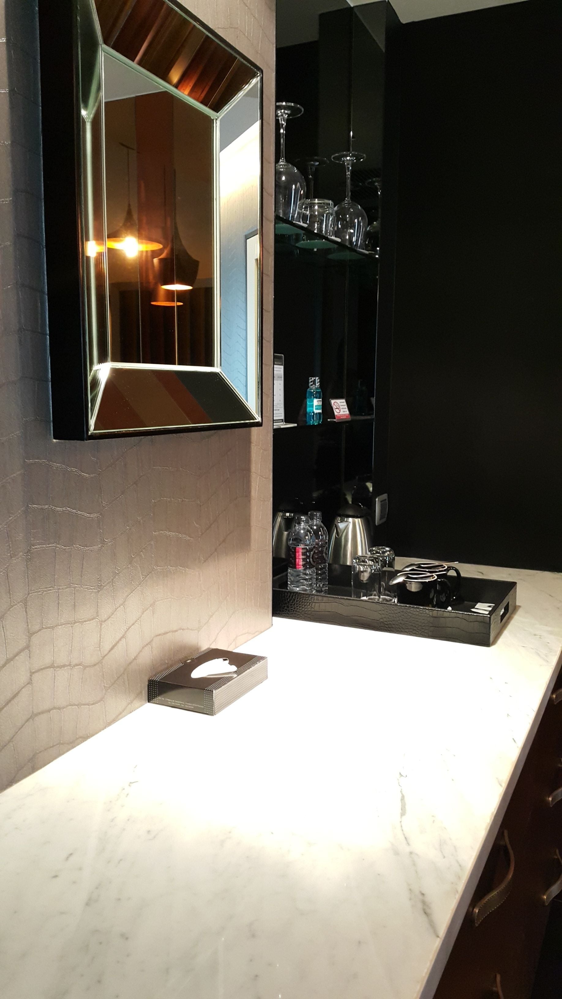 mini suite | minibar, in-room safe, desk, blackout curtains