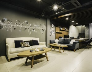 Sittområde i lobbyn