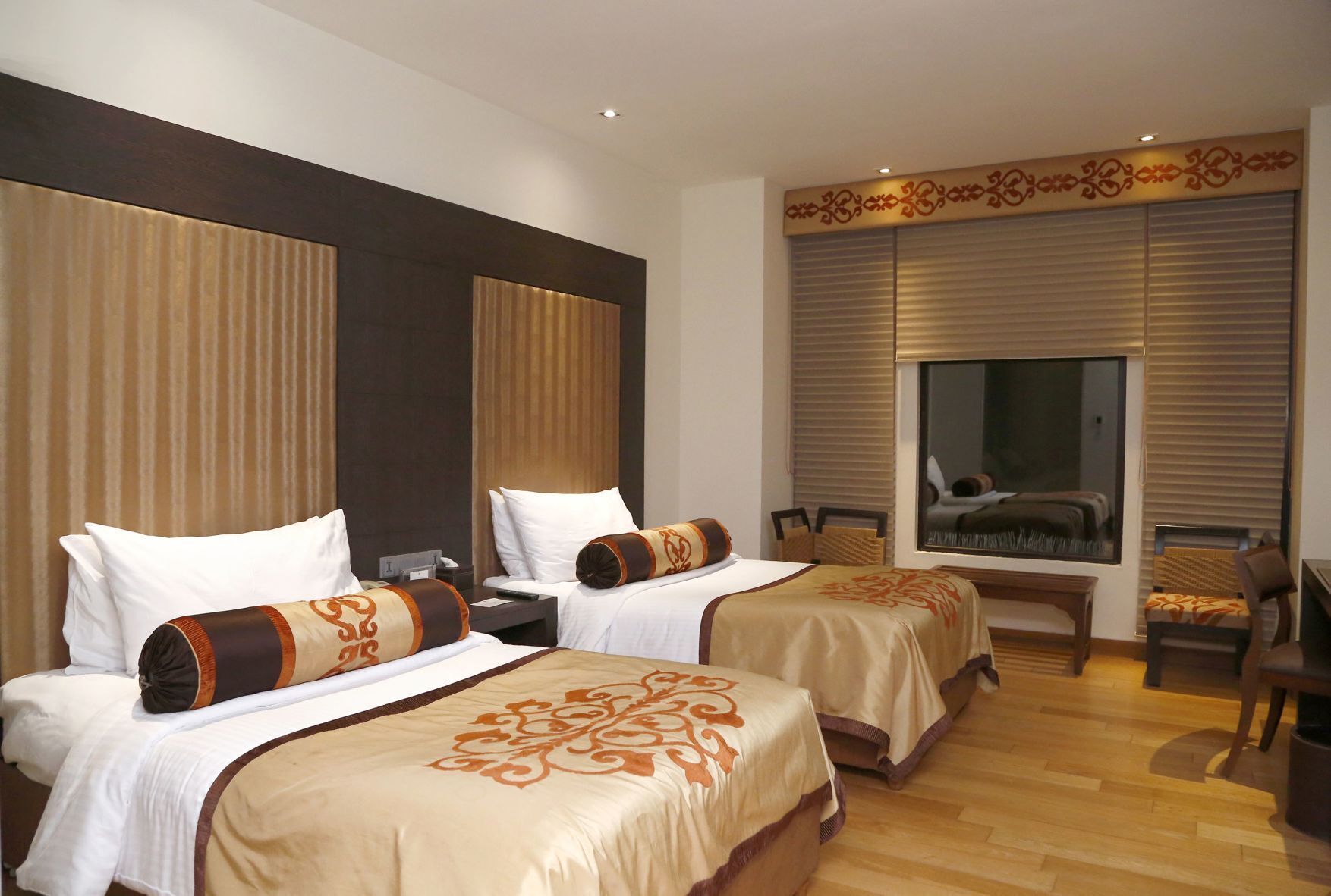Premium bedding, minibar, in-room safe, desk