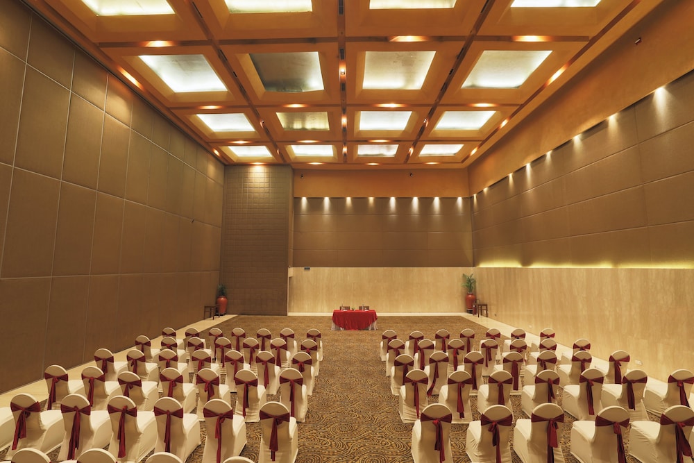 The LaLiT Great Eastern Kolkata photo 6