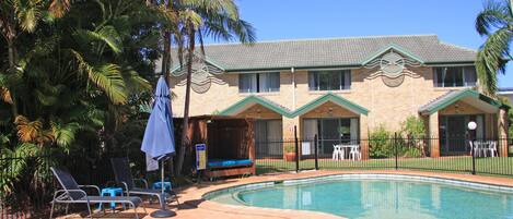 Townhouse Two Bedrooms - One Queen & Two Single Beds | Resort view