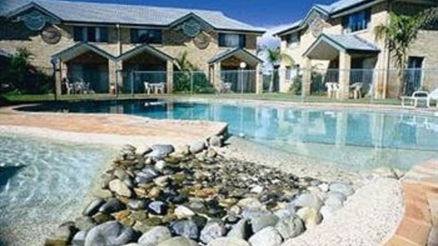 Aqua Villa Resort