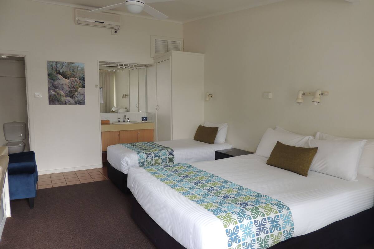 Standard Room, Multiple Beds, Non Smoking (one queen & one single bed)  | Laptop workspace, iron/ironing board, rollaway beds (surcharge)