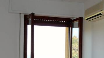 In-room safe, free cribs/infant beds, rollaway beds, free WiFi