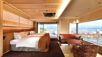 1 bedroom, premium bedding, in-room safe, free WiFi