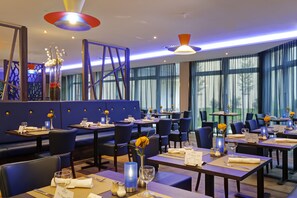 2 restaurants; breakfast and dinner served - Parkhotel CUP VITALIS - Adults Only (Bad Kissingen)