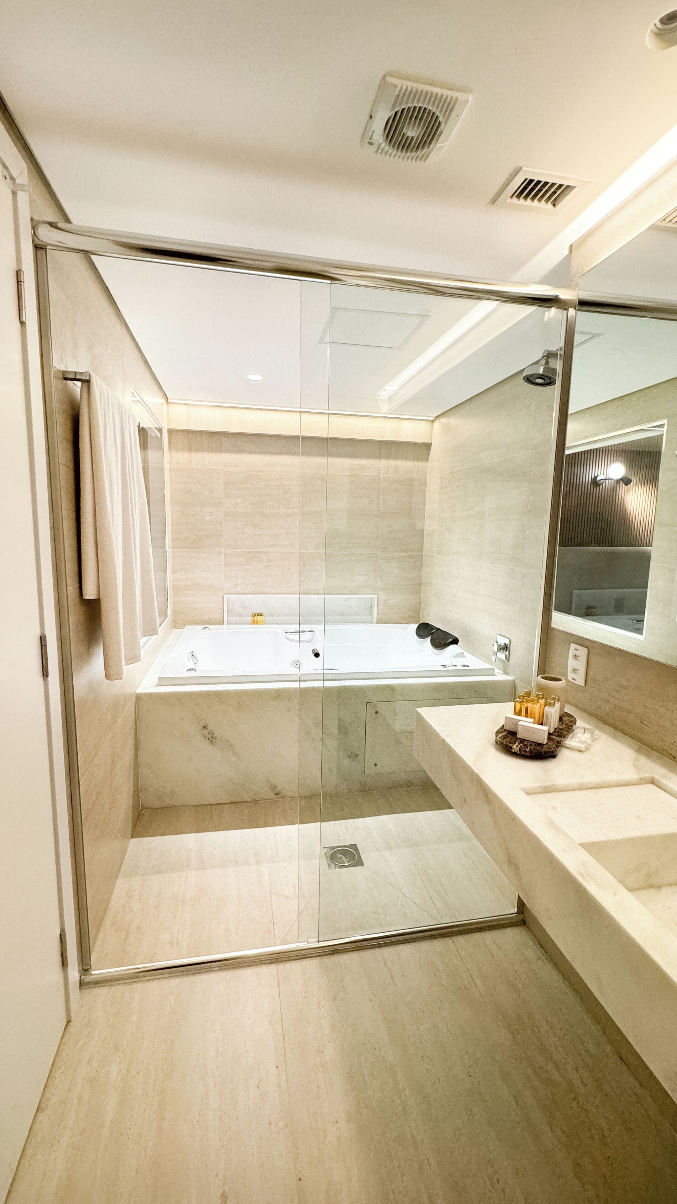 royal room | bathroom | shower, free toiletries, hair dryer, towels