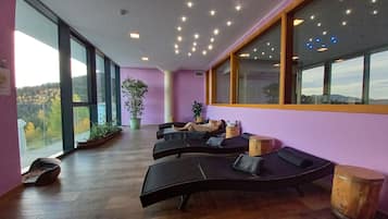 Sauna, hot tub, steam room, body treatments, body scrubs, facials