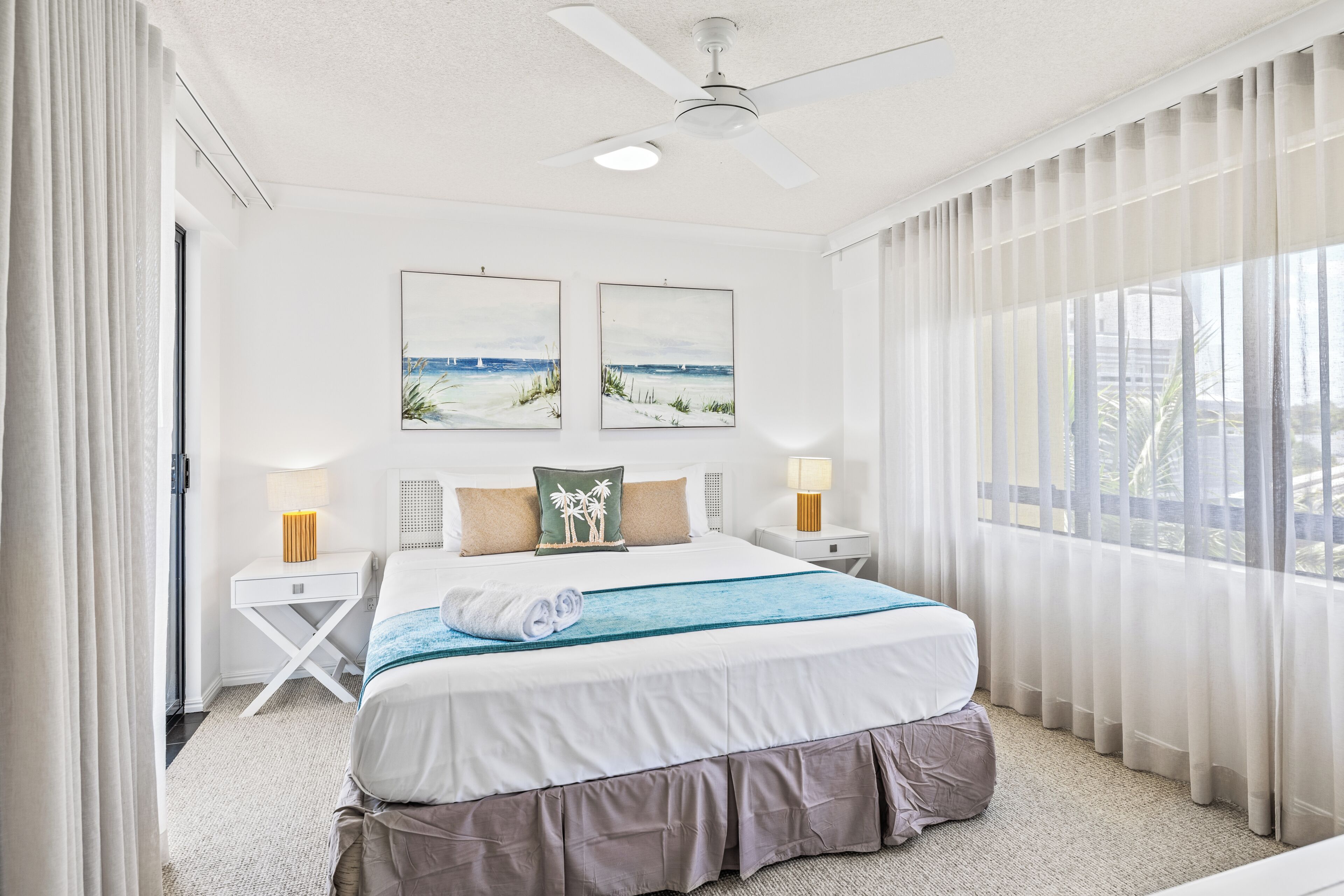Large One Bedroom Apartment - Partial Views | 1 bedroom, iron/ironing board, free WiFi, bed sheets