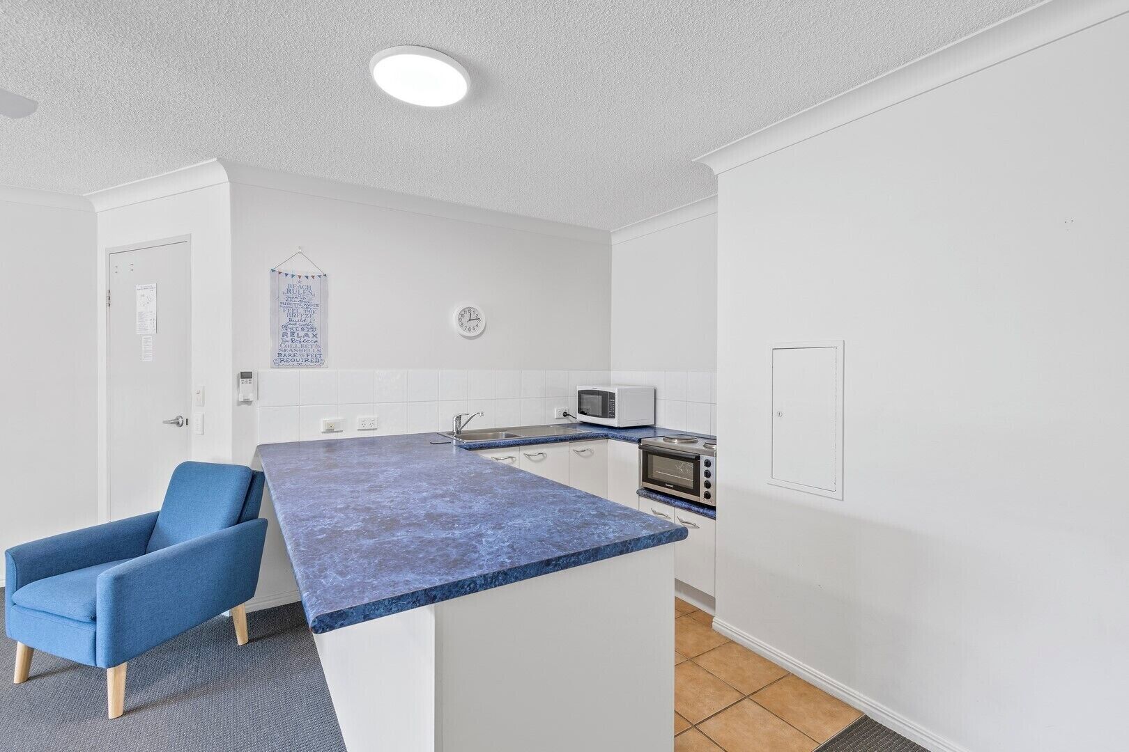 Large One Bedroom Apartment - Wheelchair Friendly | Private kitchen